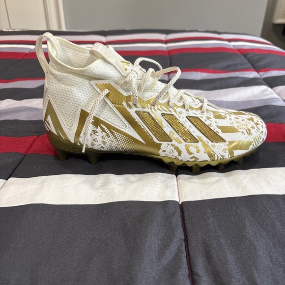 Adidas men's football cleats - Picture 1 of 1